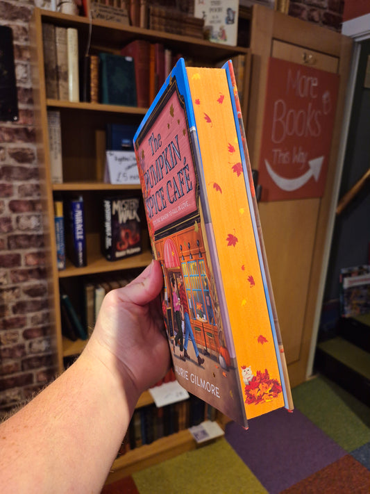 The Pumpkin Spice Cafe - Laurie Gilmore (Sprayed Edge Hardback Edition)
