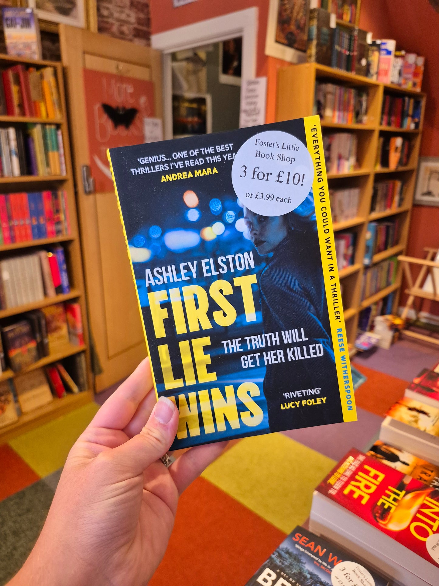 First Lie Wins - Ashley Elston