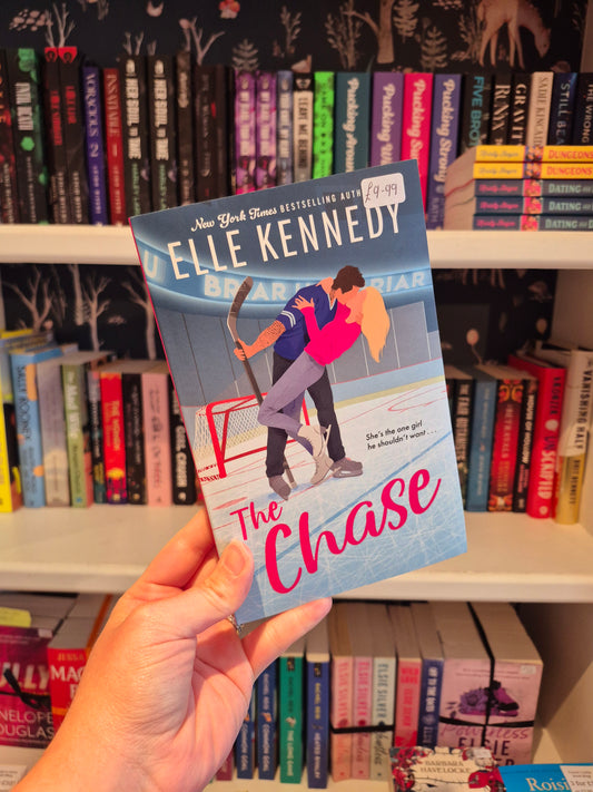 The Chase - Elle Kennedy (Off Campus/Briar U Book 1)