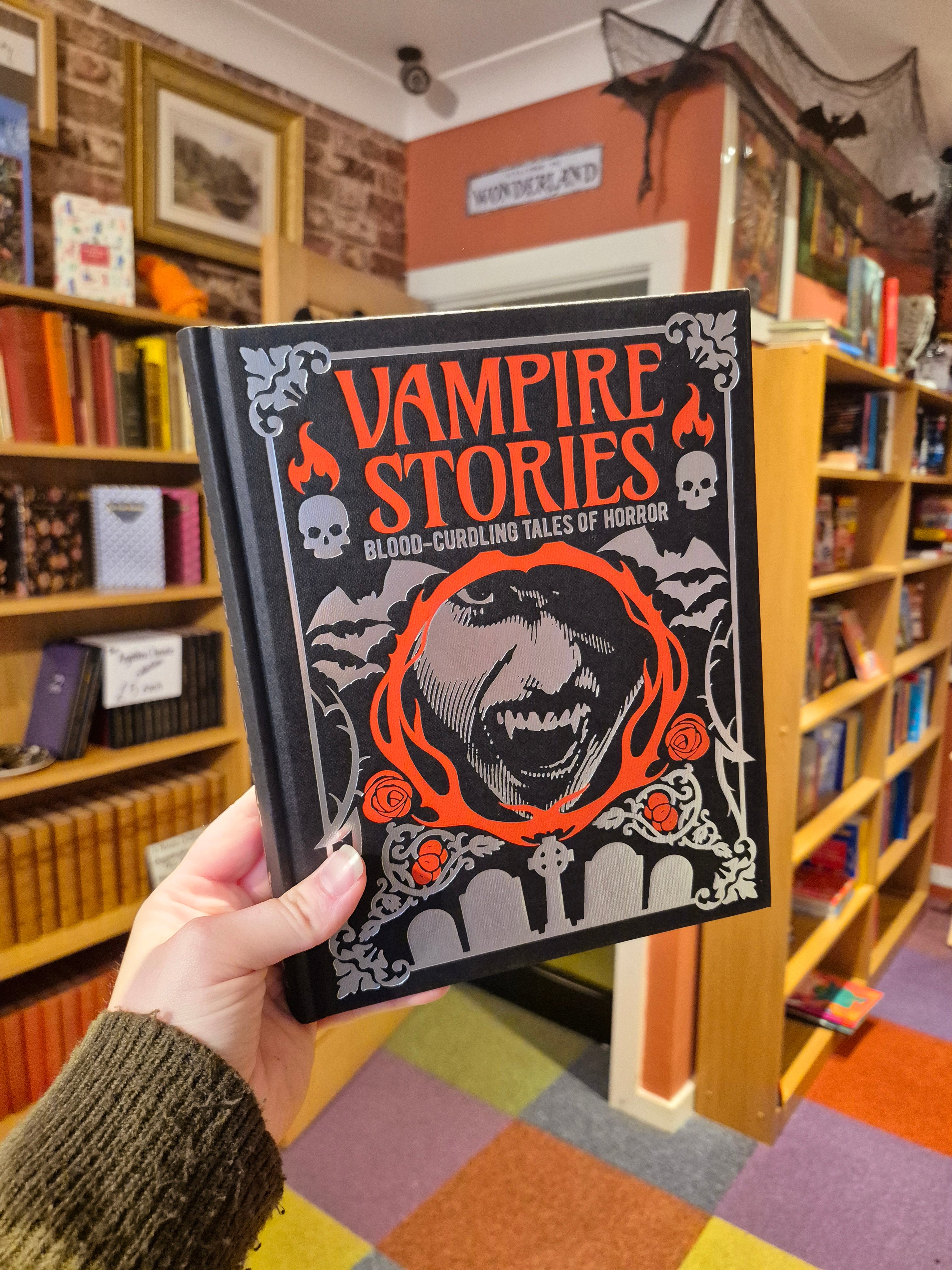 Vampire Stories: Blood Curdling Tales of Horror (Gilded Deluxe Classic ...