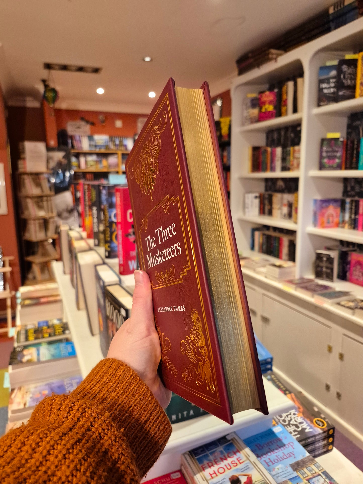 The Three Musketeers - Alexandre Dumas (Leatherbound Edition)