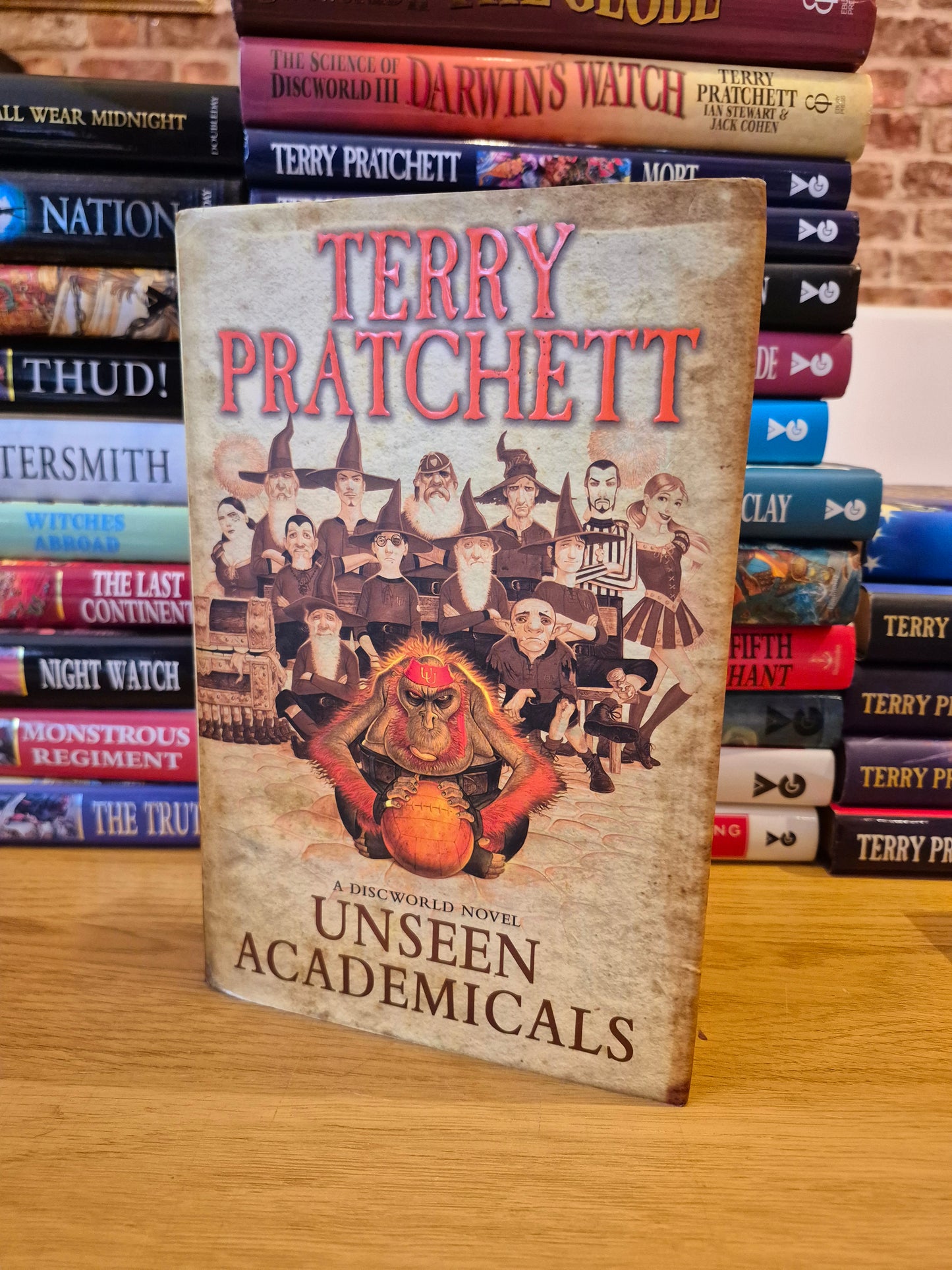 Unseen Academicals - Terry Pratchett (First Edition, 2009 Doubleday)