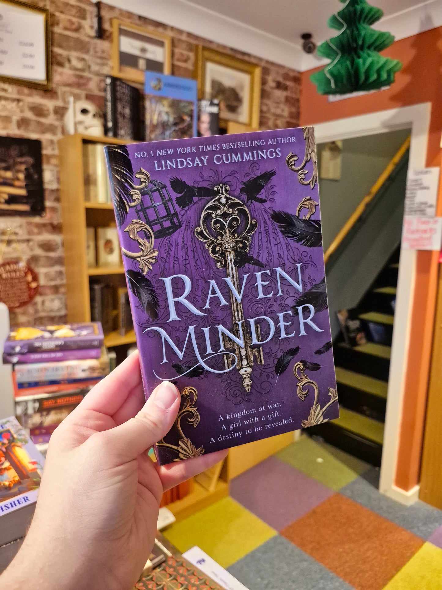 Ravenminder - Lindsay Cummings