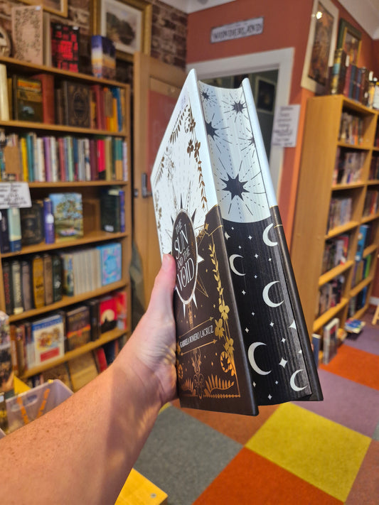 The Sun and the Void - Gabriela Romero Lacruz (Signed Illumicrate Edition)
