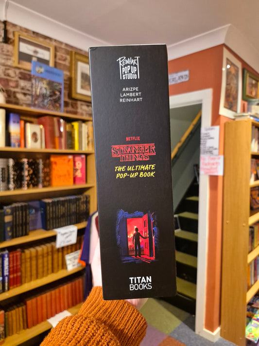 Stranger Things: The Ultimate Pop Up Book!